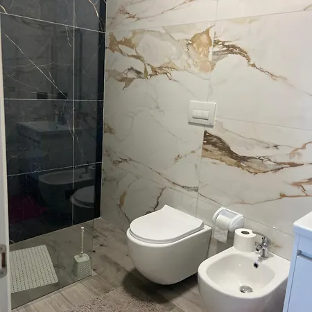 Apartament Alisof Luxury Lunder