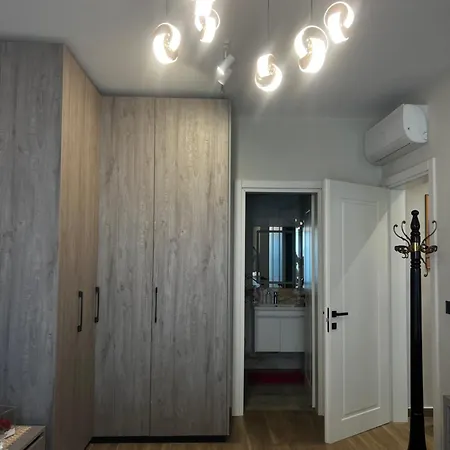 Apartament Alisof Luxury Lunder